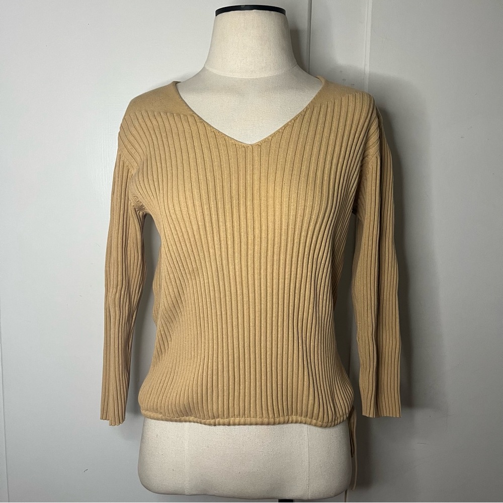 Y2K Mossimo Stretch Beige Ribbed Knit V Neck Sweater